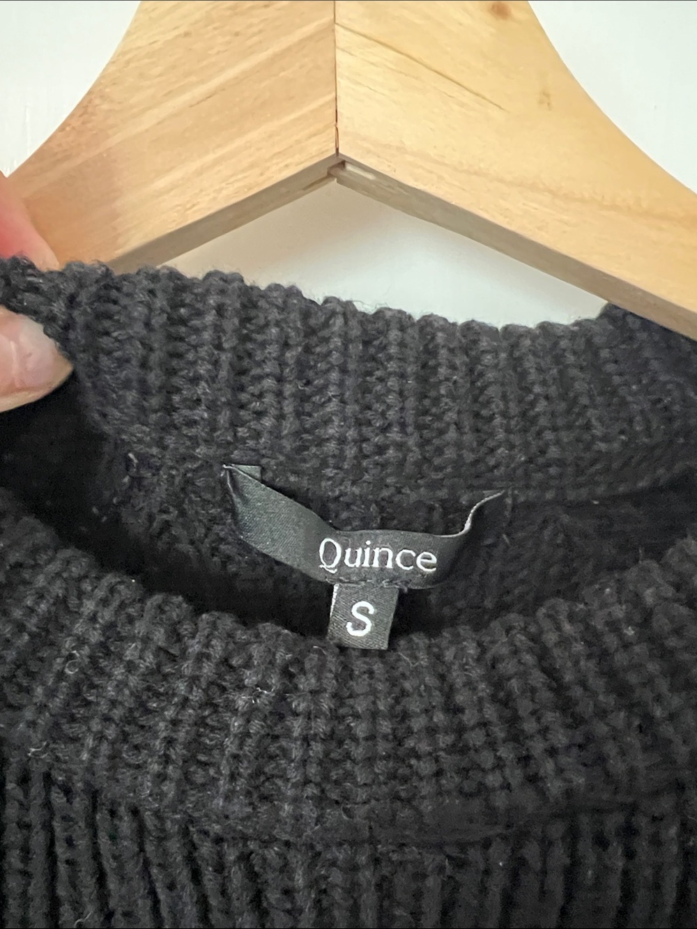 Quince 100% Organic Cotton Fisherman Crew Sweater size Small in Black - Picture 4 of 7